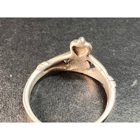 Vintage claddagh sterling silver ring size 6 - Picture 10 of 15